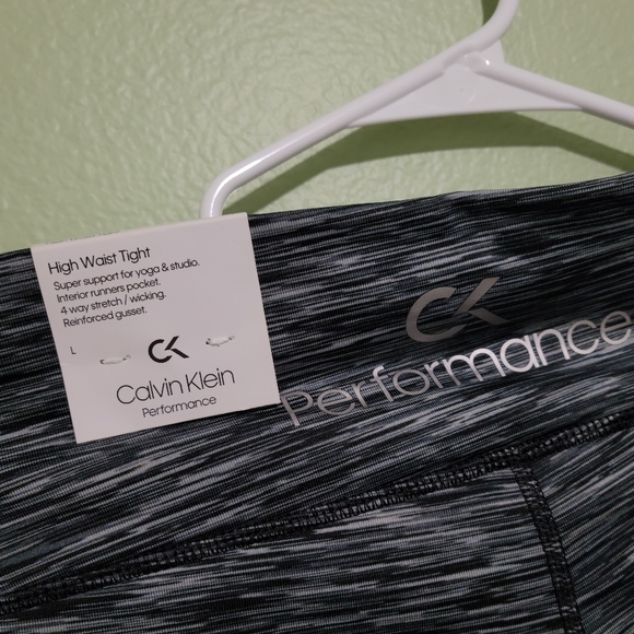 Calvin Klein performance leggings - Picture 2 of 5